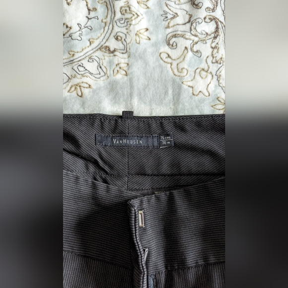 Dress pants with self stripes - Picture 2 of 3